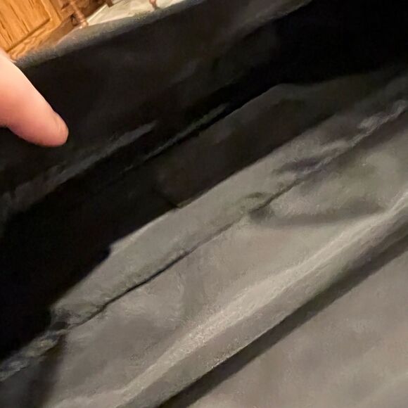 Artistry pair of cloth art portlofio folders with two inner pockets & tie close - Picture 10 of 10